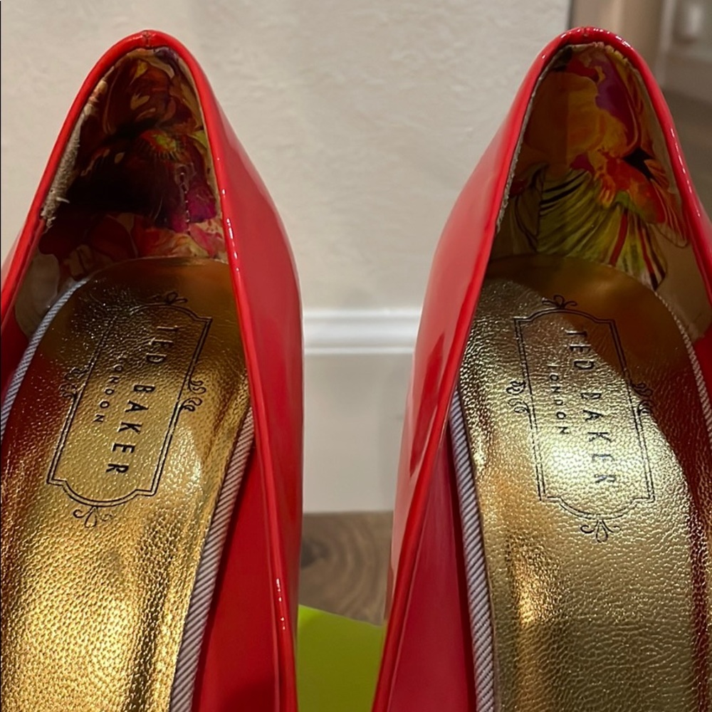 pumps ted baker